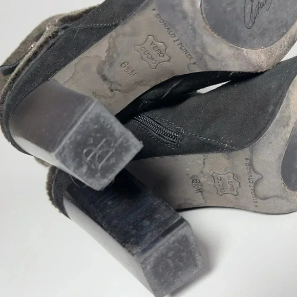 Donald J Pliner Carmen Sherpa Heeled Buckle Booties - Picture 10 of 12